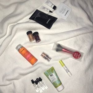 MAKEUP SAMPLE GOODIE BAG (scroll for details)